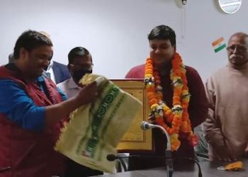 ଗୁଣୁପୁର ଠାରେ ପୂର୍ବତନ ପି ଡି ଡି ଆର ଡି ଏ ବର୍ତ୍ତମାନ କେନ୍ଦ୍ରାପଡ଼ା ଜିଲ୍ଲାପାଳ ଅମ୍ରିତ ଋତୁରାଜ ଙ୍କ ବିଦାୟ କାଳୀନ ସମ୍ବର୍ଦ୍ଧନା ସଭା ଅନୁଷ୍ଠିତ