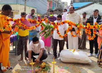 ଦେବୀ ସ୍ୱଂୟ ସହାୟିକା ଗୋଷ୍ଠୀ ପକ୍ଷରୁ ଧାନମଣ୍ଡି ଉଦ୍‌ଘାଟିତ