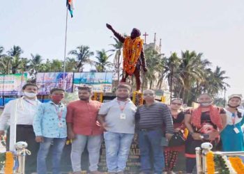 ୧୨୫ ତମ ଜନ୍ମ  ଓଡିଶା ସାମ୍ବାଦିକ ସଂଗଠନ ପୁରୀ ଜିଲ୍ଲା ଓଜା ଶାଖା ତରଫରୁ : ପୁରୀ vip ରୋଡ଼  ସୁଭାଷବୋଷ ଛକରେ – ନେତାଜୀସୁଭାଷ ଜୟନ୍ତୀ ପାଳନ କରାଯାଇଛି