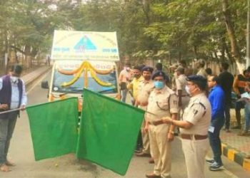  ପାରଳାଖେମୁଣ୍ଡି ସ୍ଥିତ ଜିଲ୍ଲାପାଳଙ୍କ ବାସଗୃହ ସମ୍ମୁଖରେ ୩୨ତମ ସଡ଼କ ସୁରକ୍ଷା ଅଭିଯାନର ଶୁଭାରମ୍ଭ
