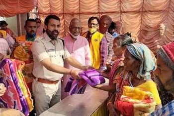ଲାୟନ୍ସ କ୍ଲବ ବରଗଡ଼ ଦ୍ୱାରା ବସ୍ତ୍ର ବଣ୍ଟନ