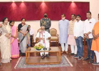 କେନ୍ଦ୍ରସରକାରଙ୍କ ଫ୍ଲାଗସିପ୍ ପୋଗ୍ରାମଙ୍କୁ କୋ ବ୍ରାଣ୍ଡିଂ ନ କରି ଫଳକରେ ପ୍ରଧାନମନ୍ତ୍ରୀ ଆବାସ ଯୋଜନା ଲେଖନ୍ତୁରାଜ୍ୟ ସରକାର : ସମୀର ମହାନ୍ତି