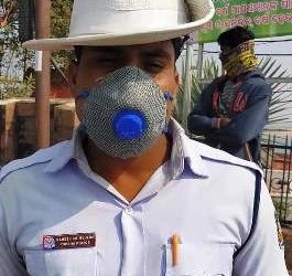 ପୁଣି ମାନବିକତା ଦେଖାଇଲେ ଜଣେ ଟ୍ରାଫିକ ପୋଲିସ କର୍ମଚାରୀ 