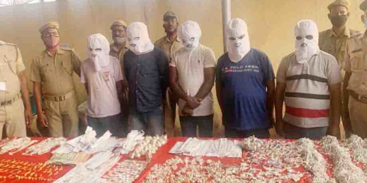 କଟକ ଜଗତପୁର ପୋଲିସକୁ ମିଳିଲା ବଡ଼ ସଫଳତା ; ୫୦ ଲକ୍ଷ୍ୟ ଟଙ୍କାର ଚୋରି ଅଳଙ୍କାର ଜବତ