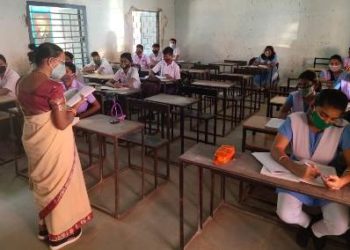 ୧୦୦ ଦିନିକିଆ ଶିକ୍ଷା ବ୍ୟବସ୍ଥାରେ ଯୋଗଦେଲେ ବି ବି ହାଇସ୍କୁଲ ଛାତ୍ରଛାତ୍ରୀ, ଢେଙ୍କାନାଳ