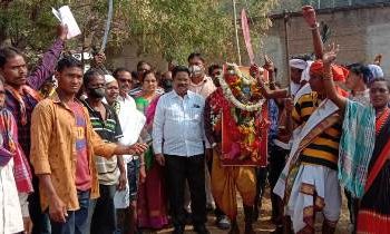 ବିଜେପି ଜିଲ୍ଲାସଭପତି ତଥା ପାରଳାଖେମୁଣ୍ଡି ବିଧାୟକଙ୍କ କେ.ନାରାୟଣ ରାଓଙ୍କ ମଣ୍ଡଳସାହି ଧନ୍ଵନ୍ତରୀ ଚିକିତ୍ସାଳୟ