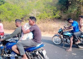 ଖଜୁରିପଦା ସ୍ବାସ୍ଥ୍ୟ କେନ୍ଦ୍ରରେ ମୃତ ବ୍ୟକ୍ତିଙ୍କୁ ନେବା ପାଇଁ ଆମ୍ବୁଲାନ୍ସ କିମ୍ବାମହାପ୍ରୟାଣ ଗାଡ଼ି ନମିଳିବାରୁ ବାଇକରେ ବୁହା ହେଲେ ମୃତ ଦେହ