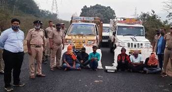 ଗଜପତି ଜିଲ୍ଲା ର ମୋହନା , ଆର.ଉଦୟଗିରି ଓ ନୂଆଗଡ ଅଞ୍ଚଳ ଗଞ୍ଜେଇ ମାଫିଆ ମାନଙ୍କ ଭୂସ୍ବର୍ଗ ପାଲଟିଛି ;  ୪୧୮ କିଲୋ ଗଞ୍ଜେଇ ଜବତ , ୬ ଗିରଫ