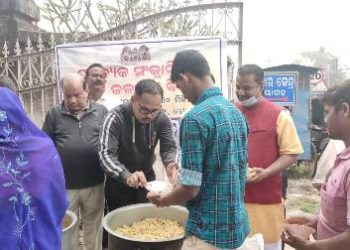 ମକର ସଂକ୍ରାନ୍ତିରେ ନୟାଗଡ଼ କ୍ଳବ ତରଫରୁ ମାଗଣା ଜଳଖିଆ ବିତରଣ