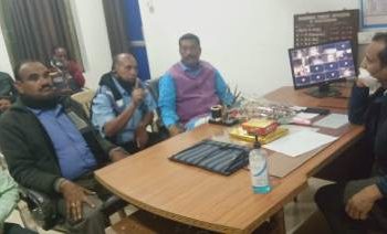 କେନ୍ଦୁପତ୍ର ଶ୍ରମିକଙ୍କ ସମସ୍ୟା:ଡିଏଫଓ ଙ୍କ ସହ ଆଲୋଚନା – ପଦ୍ମପୁର 