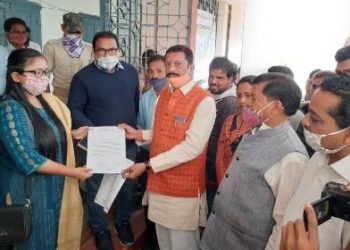 ୪୮ ଘଣ୍ଟା ମଧ୍ୟରେ ଧାନ ଉଠାଯାଉ ; ନଚେତ ବିଜେପି ତରଫରୁ ରାସ୍ତାରୋକ