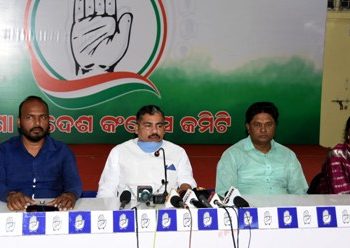 ଉଭୟ କେନ୍ଦ୍ର ଓ ରାଜ୍ୟ ସରକାର ଲୋକଙ୍କୁ ମୌଳିକ ସୁବିଧା ପହଂଚାଇବାରେ ସଂପୂର୍ଣ୍ଣ ବିଫଳ