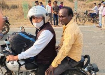 ଦୁର୍ଘଟଣା ରେ ଆହତଙ୍କୁ ଉଦ୍ଧାର କରି ଡାକ୍ତରଖାନାରେ ପହଞ୍ଚାଇଲେ – ଶିକ୍ଷକ ଦିବସ କୁମାର ସାହୁ