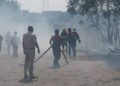 କଟକ-ଭୁବନେଶ୍ୱର ଜାତୀୟ ରାଜପଥ ଫୁଲନଖରା ନିକଟରେ ଖରିବଣରେ ନିଆଁ ଲାଗି ଜାତୀୟ ରାଜପଥ କୁ ମାଡ଼ି ଗଲା ଲୋକେ ଭୟବିତ