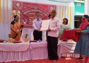 ଅନ୍ତର୍ଜାତୀୟ ମାତୃଭାଷା ଦିବସ ଅବସରରେ ଜିଲ୍ଲାପାଳଙ୍କ ଦ୍ଵାରା ଜନଜାତି ସଂଗ୍ରହାଳୟର ଶୁଭ ଉଦଘାଟିତ