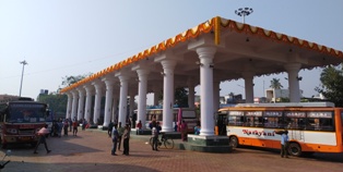 ଅଢେଇ ବର୍ଷ ପରେ ବସ ଟର୍ମିନାଲକୁ ଗଡ଼ିଲା ଯାତ୍ରୀବାହୀ ବସ୍‌ – ହିଞ୍ଜିଳିକାଟୁ