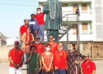 ସ୍ୱାସ୍ଥ୍ୟ ସଚେତନତା ଓ ମହାପୁରୁଷଙ୍କ ପ୍ରତିମୂର୍ତ୍ତି ସଫେଇ ସହ ଟିମ କ୍ଲିନ ସିଟିର ସାପ୍ତାହିକ ସାମାଜିକ ସେବା ଜାରି