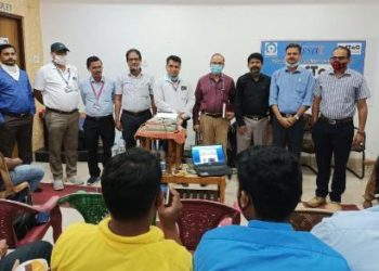 ଭୁବନେଶ୍ୱର ରେଳ ଷ୍ଟେସନକୁ “ଏକ ସଠିକ୍ ଭୋଜନ ଷ୍ଟେସନ” , ଭାବରେ ତିଆରି କରିବା ପାଇଁ ଖାଦ୍ୟ ବ୍ୟବସାୟ ଅପରେଟର ଏବଂ ବିକ୍ରେତାଙ୍କ ସହିତ ଖାଦ୍ୟ ନିରାପତ୍ତା ତାଲିମ
