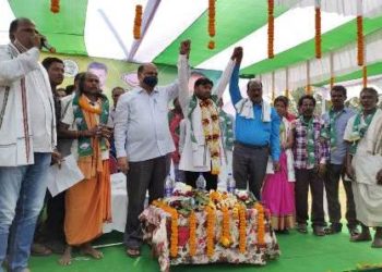 ବ୍ରାହ୍ମଣୀ ସାହି ପଂଚାୟତର କଂଗ୍ରେସ ଦଳରୁ ବହିଷ୍କାର ସରପଞ୍ଚ – ବିଜେଡିରେ ମିଶିଲେ