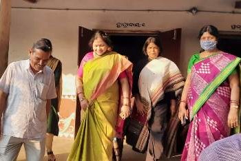 ମହିଳା କମିଶନ ଅଧକ୍ଷା ଙ୍କ ସେବା ପରିଦର୍ଶନ 
