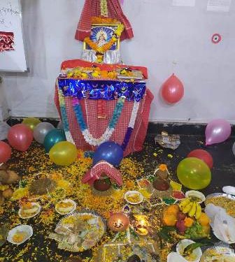 ଓଡ଼ଗାଁ, ମା’ସରସ୍ୱତୀଙ୍କ ପୂଜା : ଏହି ଉପାସନା ପର୍ବକୁ ବସନ୍ତ ପଞ୍ଚମୀ କୁହାଯାଏ