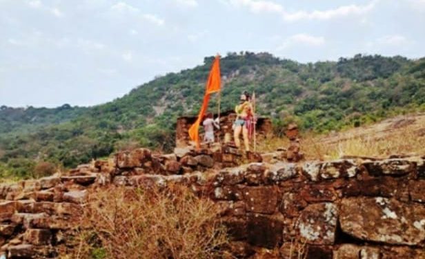ପାରଳାଖେମୁଣ୍ଡି  : ଗଜପତି ଜିଲ୍ଲାରେ ଥିବା ମହେନ୍ଦ୍ରଗିରି ଶିଖରରେ ଇତିହାସରେ ପ୍ରଥମ ଥର ପାଇଁ ବିନା ଭକ୍ତରେଶିବରାତ୍ରି ଉଜାଗରପାଳନ