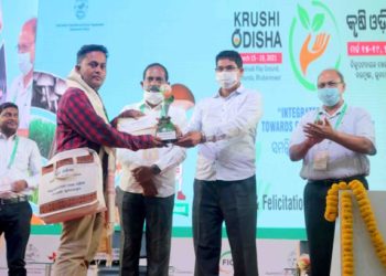 ସମନ୍ୱିତ ଚାଷ ପଦ୍ଧତିକୁ ଆପଣେଇ ପାରିଲେ ତୃଣମୂଳ ସ୍ତରରେ ଚାଷୀମାନେ ଉନ୍ନତି କରିପାରିବେ