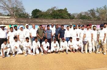 ବରଗଡ଼ ଜିଲ୍ଲା ଆନ୍ତଃ କ୍ଲବ୍ ବରିଷ୍ଠ କ୍ରିକେଟ ପ୍ରତଯୋଗିତା ଉଦ୍ଘାଟିତ। ପ୍ରଥମ ମ୍ୟାଚ୍ ରେ ବ୍ଲୁ ଡ଼ାଇମଣ୍ଡ କ୍ଲବ୍ ର ବିପୁଳ ବିଜୟ