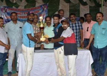 ମାରିଓ ମେଲେଟା ମେମୋରିଏଲ ଜିଲ୍ଲା ନକ୍ ଆଉଟ୍ କ୍ରିକେଟ ପ୍ରତିଯୋଗିତା ବୋଡାସମ୍ବର ସ୍ପୋର୍ଟିଂ ; ପଦ୍ମପୁର କୁ ହରାଇ ବ୍ଲୁ ଡାଇମଣ୍ଡ ବରଗଡ଼ ଚମ୍ପିୟାନ