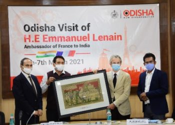 ଫ୍ରାନ୍ସ ରାଷ୍ଟ୍ରଦୂତଙ୍କ ଓଡ଼ିଶା ଗସ୍ତ ଶିଳ୍ପମନ୍ତ୍ରୀ କ୍ୟାପ୍‌ଟେନ୍‌ ଦିବ୍ୟଶଙ୍କର ମିଶ୍ରଙ୍କ ସହ ଆଲୋଚନା