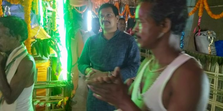 ସଙ୍କୀର୍ତ୍ତନ ଉତ୍ସବ ରେ ଦଶପଲ୍ଲା ବିଧାୟକ ଙ୍କ ଯୋଗଦାନ
