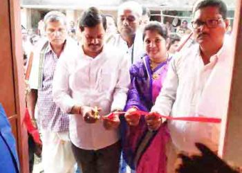 ଦଶପଲ୍ଲା ବିଧାୟକ ଙ୍କ ଦ୍ଵାରା କଲ୍ୟାଣ ମଣ୍ଡପ ଭିତ୍ତି ପ୍ରସ୍ତର ସ୍ଥାପନ ସହ ଅଙ୍ଗନା ୱାଡି ଓ ଗୋଷ୍ଠୀ କେନ୍ଦ୍ର ଉଦ୍ଘାଟିତ
