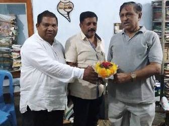 ୨୫ ବର୍ଷ ଧରି ସଭାପତି ଭାବେ ରାମନାଥ ମିଶ୍ର ନିର୍ବାଚିତ ହୋଇ ଆସୁଥିବା ରୁ ; ବିଜେଡ଼ିର ଜିଲ୍ଲା ସଭାପତି ପ୍ରଦୀପ ନାୟକ ଓ ଆଦିବାସୀ ନେତା ଅନ୍ତର୍ଯ୍ୟାମୀ ଗୋମାଙ୍ଗ ଜଣାଇଛନ୍ତି  ଅଭିନନ୍ଦନ
