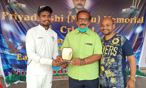 ପ୍ରିୟଦର୍ଶୀ ସ୍ମାରକୀ କ୍ରିକେଟ ଟୁର୍ଣ୍ଣାମେଂଟ : ଦ୍ୱିତୀୟ କ୍ୱାଟର ଫାଇନାଲ ମ୍ୟାଚରେ ଆସିକା ଦଳର ବୃହତ ବିଜୟ