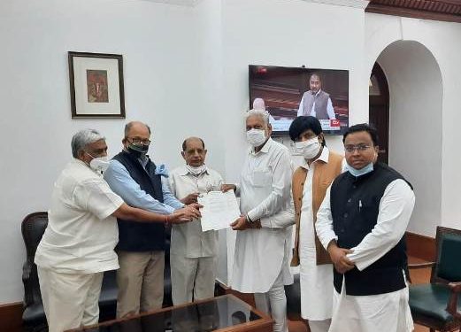 MP delegation met shri. parshottam rupal agriculture and farmer welfare