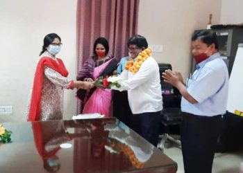 ମୋ ସ୍କୁଲ ଅଭିଯାନ ରେ ସାମିଲ ହୋଇ ; ପାମ୍ପଡା଼ ପ୍ରାଥମିକ ବିଦ୍ୟାଳୟ କୁ ଦୟାନିଧି ରାୟଗୁରୁ ତିନି ଲକ୍ଷ ଟଙ୍କା ଅନୁଦାନ ପ୍ରଦାନ କରିଛନ୍ତି