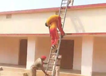 ଅଗ୍ନି ସୁରକ୍ଷା ସପ୍ତାହ ପାଳନ ; ସ୍କୁଲ ଏବଂ ଡାକ୍ତରଖାନା ରେ ମକ୍ ଡ୍ରିଲ ଅନୁଷ୍ଠିତ – ରଣପୁର