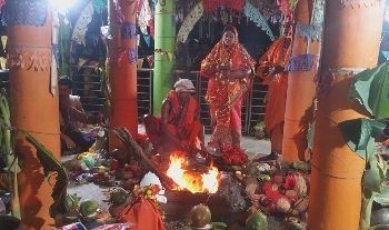 କୋଭିଡ଼ ନିୟମକୁ ମାନି ଶାସୋଳ ସ୍ୱର୍ଣ୍ଣ ଦେବୀଙ୍କ ପୀଠରେ ବାର୍ଷିକ ବିଶ୍ୱଶାନ୍ତି ମହାଯଜ୍ଞ ଉଦଯାପିତ