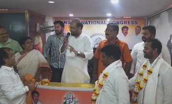 କଟକ , ନବ ନିର୍ବାଚିତ ଯୁବ କଂଗ୍ରେସ ସଭାପତିଙ୍କୁ ସମ୍ବର୍ଦ୍ଧିତ