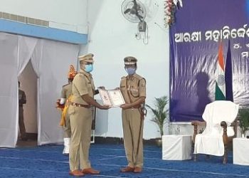 ଡ଼ିଜିପି ଡିସ୍କ ପୁରସ୍କାର ବିତରଣ କଲେ ପୁଲିସ ମହାନିର୍ଦ୍ଦେଶକ – ଶ୍ରୀ ଅଭୟ