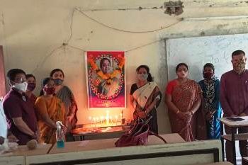 ପାରଳାଖେମୁଣ୍ଡି +୩  ମହିଳା ମହାବିଦ୍ୟାଳୟର ରାଜନୀତି ବିଭାଗର ଅଧ୍ୟାପିକା ଜୟନ୍ତୀ ରଥଙ୍କ ବିୟୋଗରେ ମହାବିଦ୍ୟାଳୟ ପରିସରରେ ଏକ ଶୋକ ସଭା ଅନୁଷ୍ଠିତ
