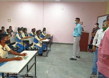 ମୁଖ୍ୟମନ୍ତ୍ରୀଙ୍କ ସ୍ୱତନ୍ତ୍ର ଉପ ସଚିବଙ୍କ ହିଞ୍ଜିଳି ଗ୍ରସ୍ତ ; ହିଞ୍ଜିଳିକୁ ବିକାଶର ହବ୍ ପାଇଁ ରାଜ୍ୟସ୍ତରୀୟ ପ୍ରଶାସନିକ ଅଧିକାରୀଙ୍କ ଟିମ୍ ୱାର୍କ୍