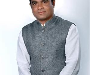 ସମାଜସେବୀ ମନୋଜ କୁମାର ପଟ୍ଟନାୟକଙ୍କ ମହାନତା,ନର୍ଲା ଗୋଷ୍ଠୀ ସ୍ବାସ୍ଥ୍ୟ କେନ୍ଦ୍ରରେ ରୋଗୀଙ୍କ ପାଇଁ ଛାଇର ବ୍ୟବସ୍ଥା କଲେ