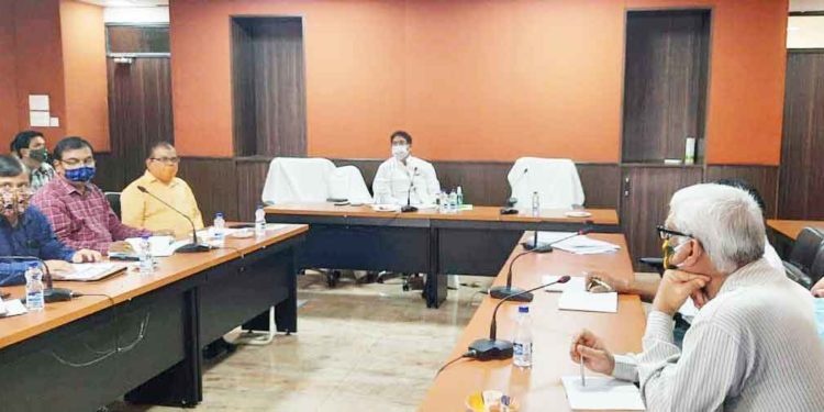 କେନ୍ଦ୍ରାଞ୍ଚଳ ରାଜସ୍ୱ ଜିଲ୍ଲାର ଉଦ୍ୟାନ କୃଷି ଅଧିକାରୀଙ୍କ ସମୀକ୍ଷା ବୈଠକ ଯୋଜନାରେ ବରାଦ ଅର୍ଥକୁ ଧାର୍ଯ୍ୟ ସମୟ ମଧ୍ୟରେ ଖର୍ଚ୍ଚ କରିବାକୁ କୃଷିମନ୍ତ୍ରୀଙ୍କ ନିର୍ଦ୍ଦେଶ