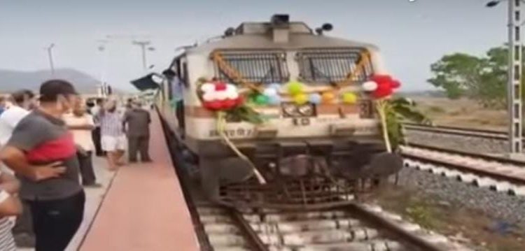 ରେଳବାଇ କ୍ଷେତ୍ରରେ ନୂଆ ମାଇଲଖୁଣ୍ଟ ଅତିକ୍ରମ କଲା ନୟାଗଡ଼