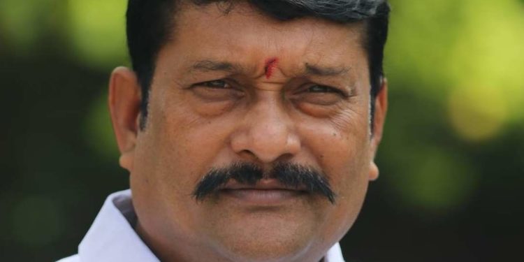 ରବି ଧାନ କିଣା ବିକାରେ ବ୍ୟାପକ ଅବ୍ୟବସ୍ଥା : କାଳିଆ ର ୨ ହଜାର ଟଙ୍କା ଦେଲେ ଚାଷୀଙ୍କୁ ” ଏପ୍ରିଲ ଫୁଲ କଲେ ସରକାର