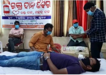 ଢେଙ୍କାନାଳ : ଏ ବି ଭି ପି ଭୁବନ ଶାଖା ତରଫରୁ ରକ୍ତଦାନ ଶିବିର ଅନୁଷ୍ଠିତ !