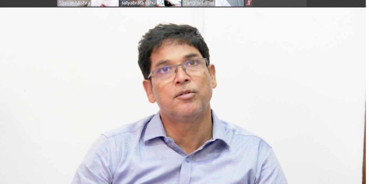 ଯୁକ୍ତ -୨ ଶିକ୍ଷାନୁଷ୍ଠାନ ଗୁଡ଼ିକର ପୃଥକୀକରଣ କାର୍ଯ୍ୟକୁ ତ୍ୱରାନ୍ୱିତ କରିବା ଉପରେ ଉଚ୍ଚଶିକ୍ଷା ମନ୍ତ୍ରୀ ଡ. ସାହୁଙ୍କ ଗୁରୁତ୍ୱାରୋପ