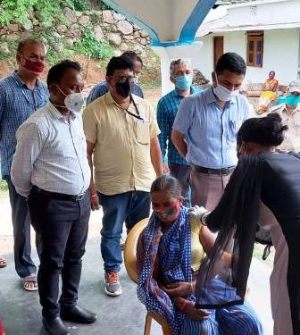 ଲାଞ୍ଜିଆ ସଉରା ଉନ୍ନୟନ ସଂସ୍ଥା ଦ୍ୱାରା ପରିଚାଳିତ , ୩୨ଟି ରାଜସ୍ଵ ଗ୍ରାମ ଗୁଡିକରେ କୋରନା ସଚେତନତା ଓ ଟୀକାକରଣ ନେଇ ଅନୁଧ୍ୟାନ କଲେ ଜିଲ୍ଲାପାଳ ଅନୁପମ ଶାହା