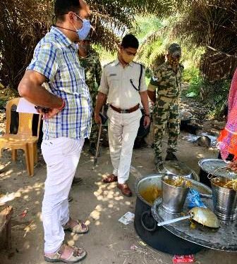 କାଶୀନଗର ଥାନା ଅଞ୍ଚଳର ଏନ୍ ଏ ସି ରେ କୋଭିଡ ନିୟମ ଉଲଂଘନ କରି ଭୋଜି କରୁଥିବା ସମୟରେ ତହସିଲଦାର ଓ ଥାନା ଅଧିକାରୀ ଙ୍କ ଚଢ଼ାଉ ୧୦ ହଜାର ଟଙ୍କା ଜୋରିମାନା ଆଦାୟ
